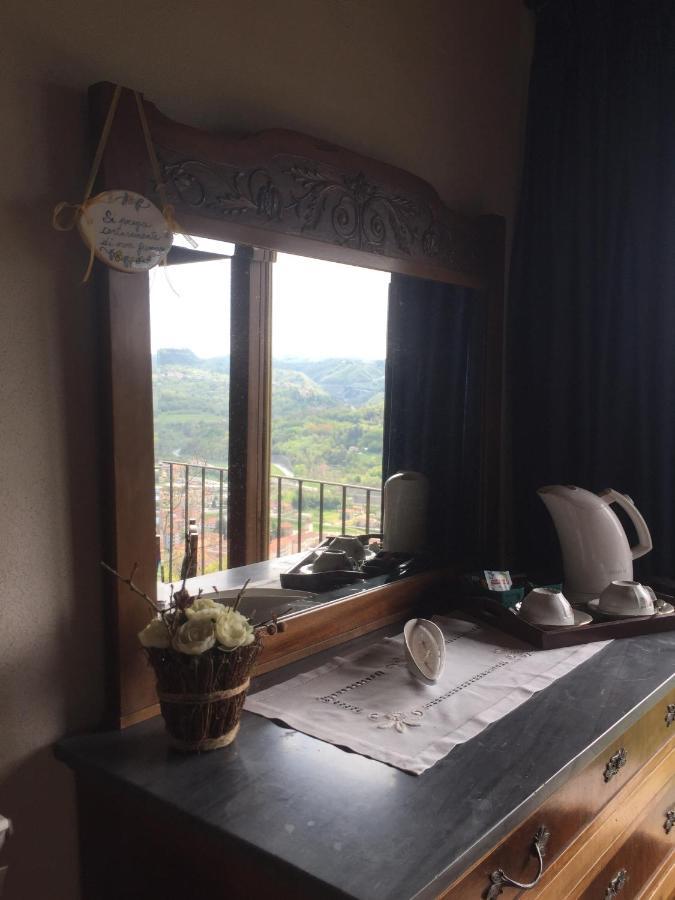 Residenza Cima Le Vigne Bed & Breakfast Millesimo Ngoại thất bức ảnh