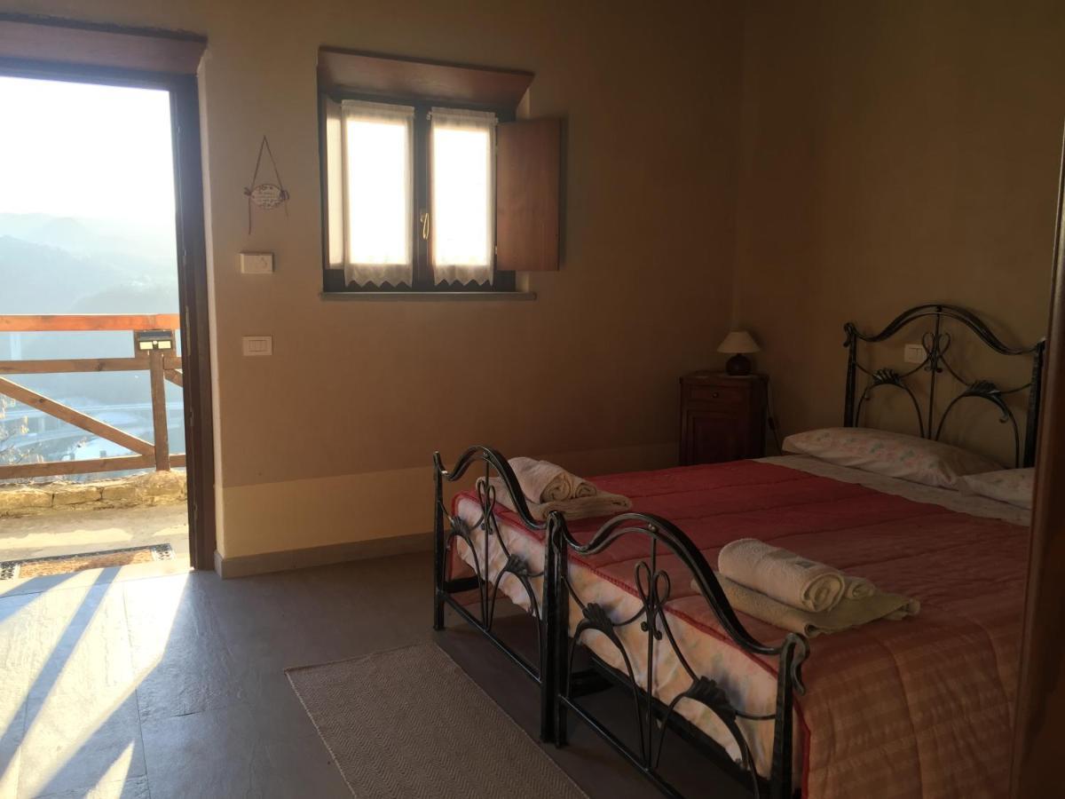 Residenza Cima Le Vigne Bed & Breakfast Millesimo Ngoại thất bức ảnh